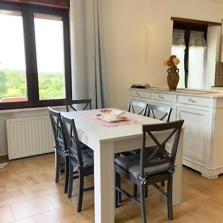 Apartment Sa Chiriasa *